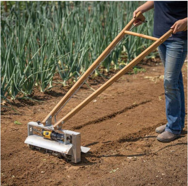 Tilther in dirt