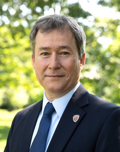 photo of Rob Farrell